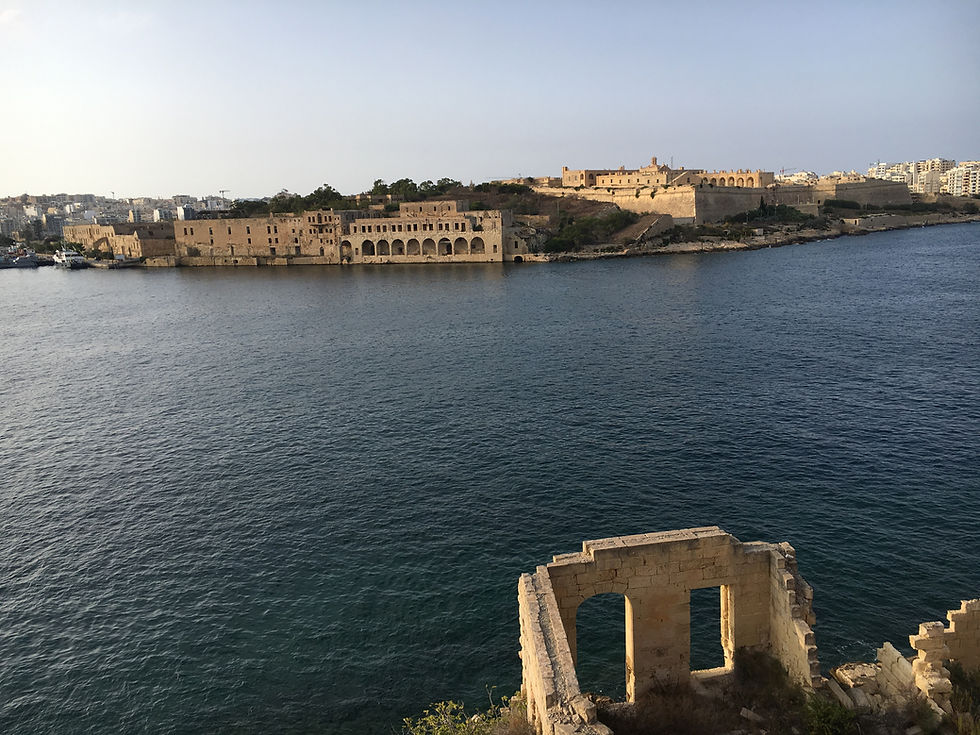 Fru Resglad i Valetta på Malta