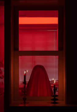 Red, on an endless horizon