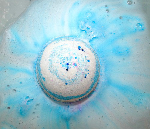 Blueberry Cobbler XXL Bath Bomb | Blue Oasis