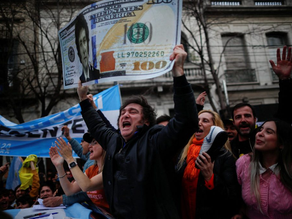 Plano de Milei para dolarizar Argentina é quase impossÃvel, dizem analistas