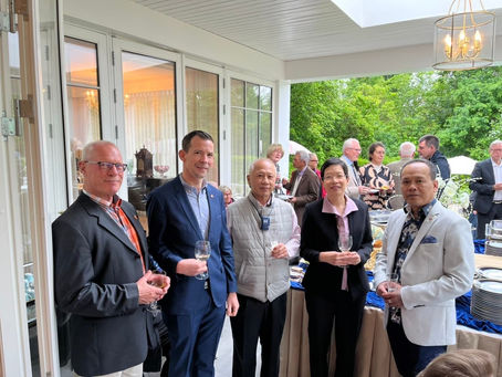 Amazing Tiffin Garden Party