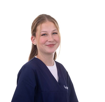 Bild zeigt Frau Melanie Uttendorfer, MFA und Mitarbeiterin der Hausarztpraxis Dr. Daume in Bad Homburg/Ober-Erlenbach