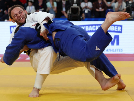 Zilveren judoka Simeon Catharina (28) heeft reuzensprong gemaakt door andere aanpak: ’Ik denk dat we het nodig hebben’