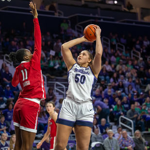 Cold Weather Did Not Cool Down the Wildcats Win Streak 