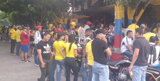 BARRANQUILLA HIZO SENTIR SU APOYO A LA SELECCIÒN Y VIVIÒ SU FIESTA