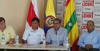 EL LEGENDARIO EFRAÍN " CAIMÁN" SÁNCHEZ, SIGUE RECIBIENDO HOMENAJES