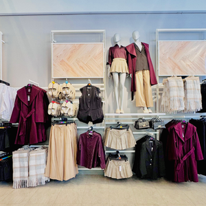 WOMEN'S TAILORED