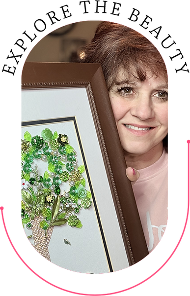 kimberly holding her art