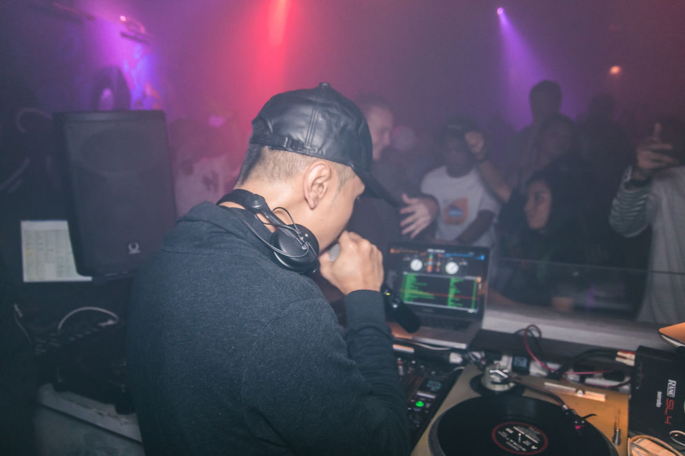 WAVYREFUGE3-106