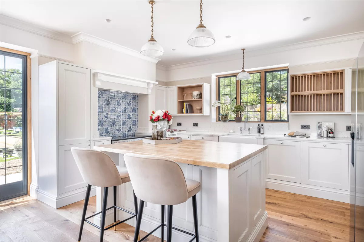 Services Walker Electrical Services (UK) Ltd