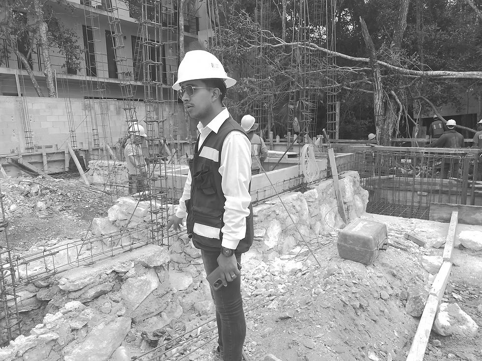 Arq. Jonathan Emicente