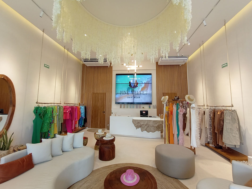 pink velvet-interiorismo por Ambar Consultores Arquitectos Cancun