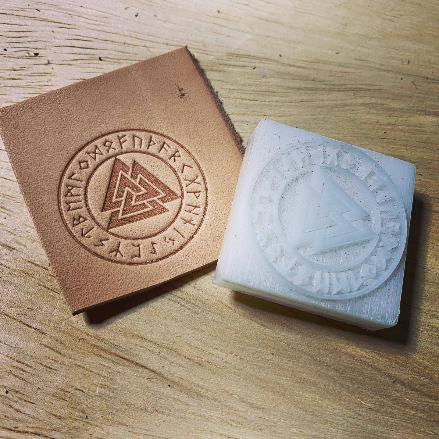 Valknut Rune Border Leather Stamp