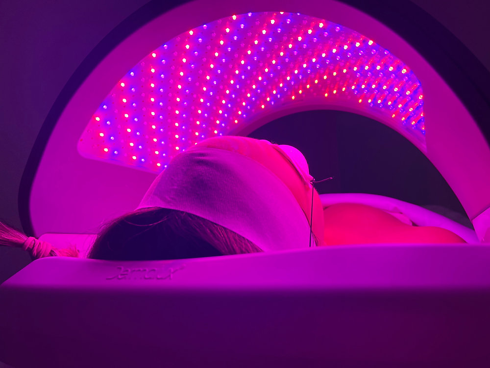 The Benefits of LED Light Therapy for Skin Health and Healing