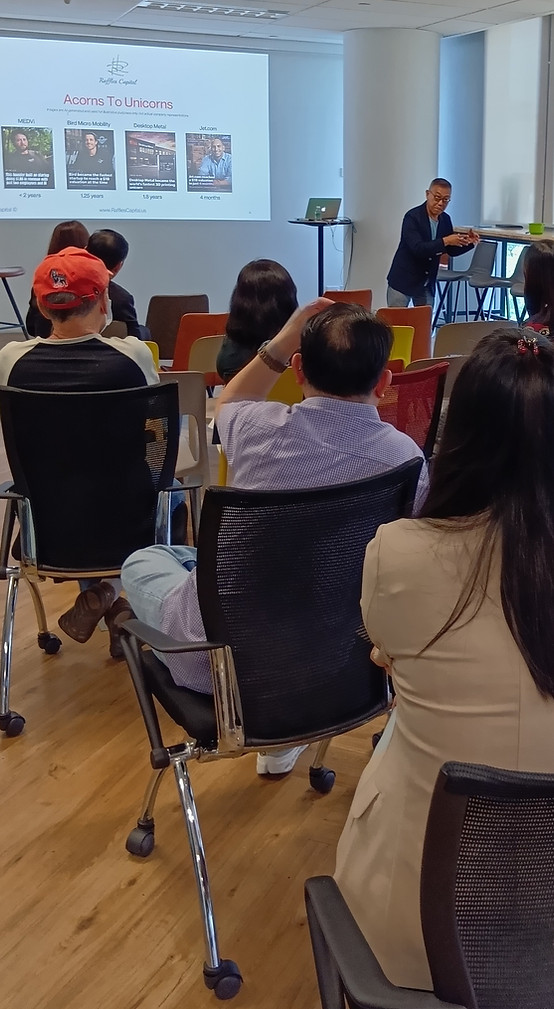 Investor Forum Investors.JPG