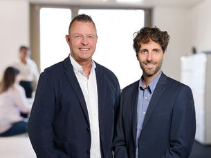 Portrait Georges Marchand, Kassenleiter, mit Davide Picardi, Stv. Kassenleiter