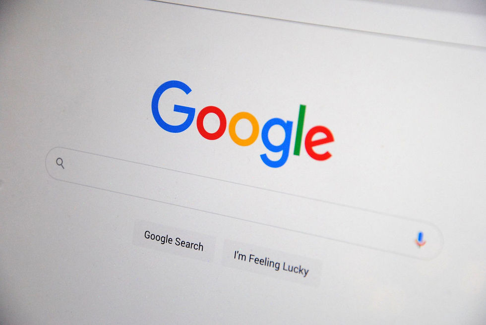Painel do Google Ads mostrando sugestões de títulos gerados por IA
