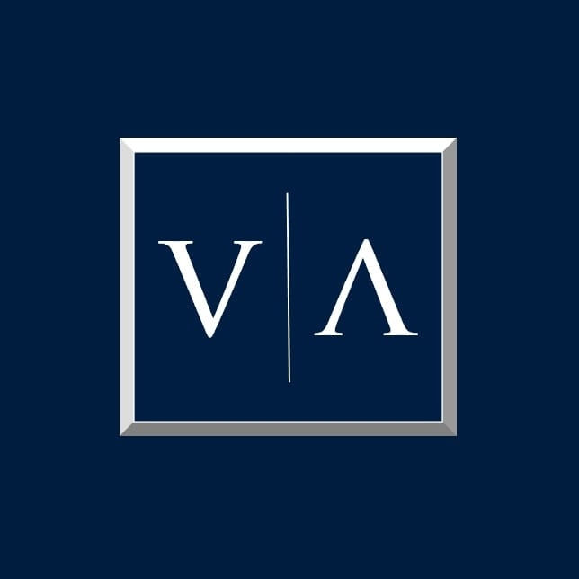 VARGAS TELLO - Abogados & Asociados logo oficina principal Derecho Penal abogado penalista cohecho concusion trafico de migrantes peculado .jpg