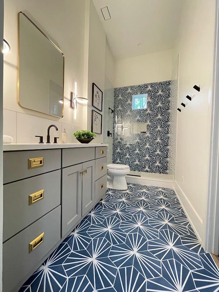Guest Bath - Luxurious Mableton 10,000 sf plus compound