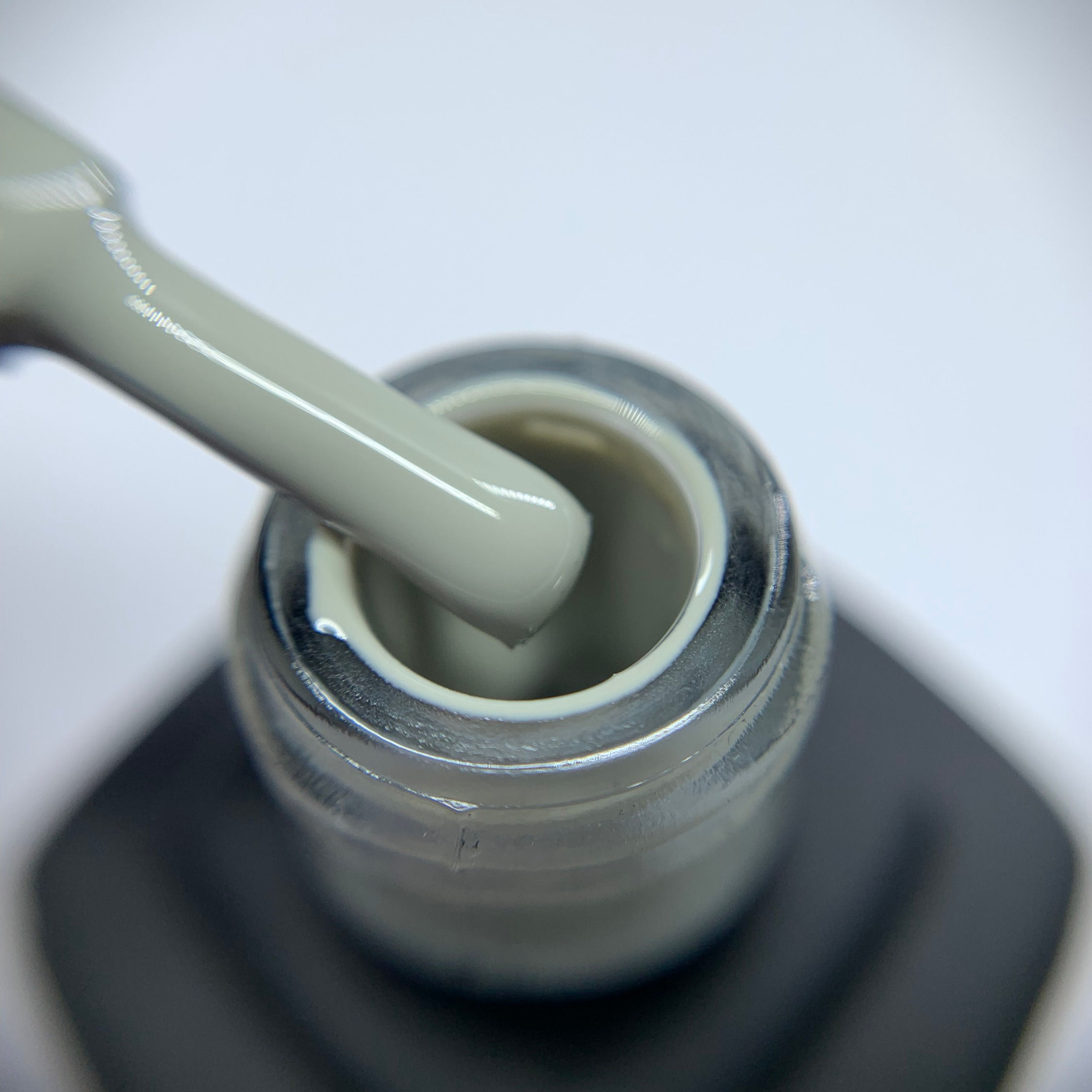 LiNTO. Geelilakka. #023 10ml