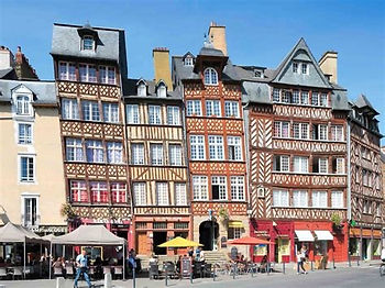 non il n'y a pas que la rue de la soif à Rennes