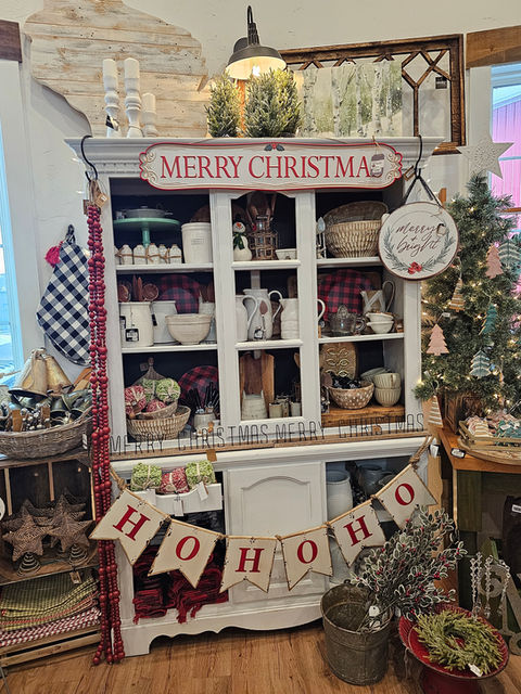 Christmas Décor & Gifts