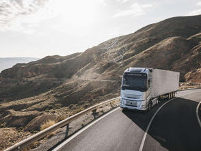 Volvo Trucks conecta um milhão de caminhões no mundo