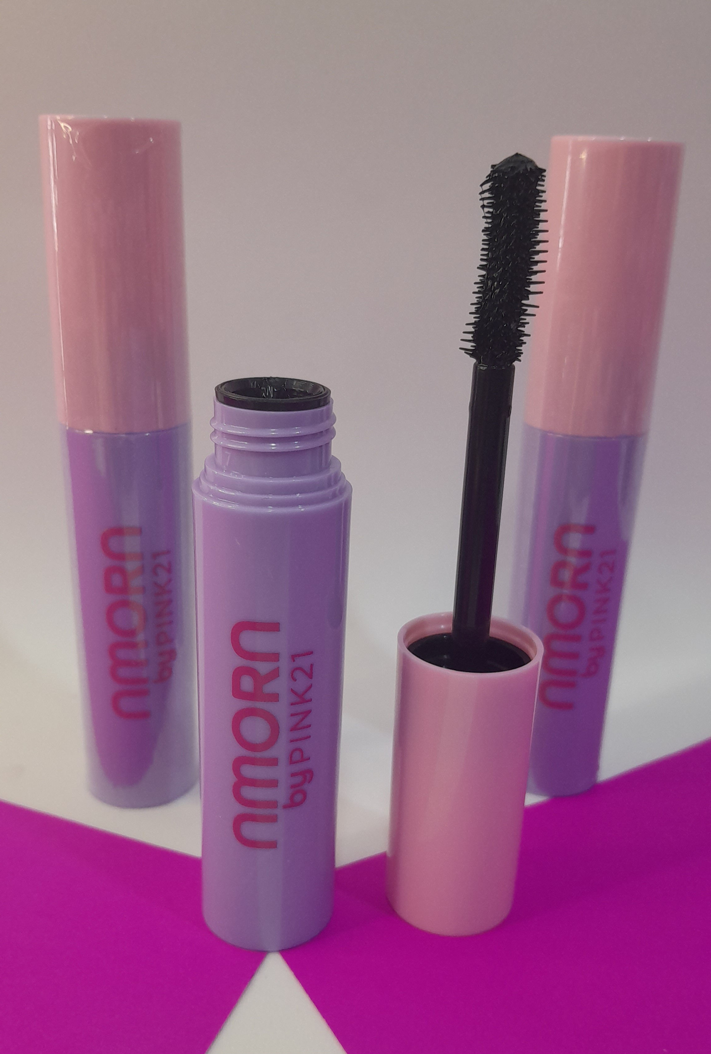 MASCARA DE PESTAÑAS AMORA