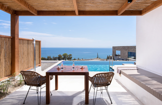 KOIA room exterior pool