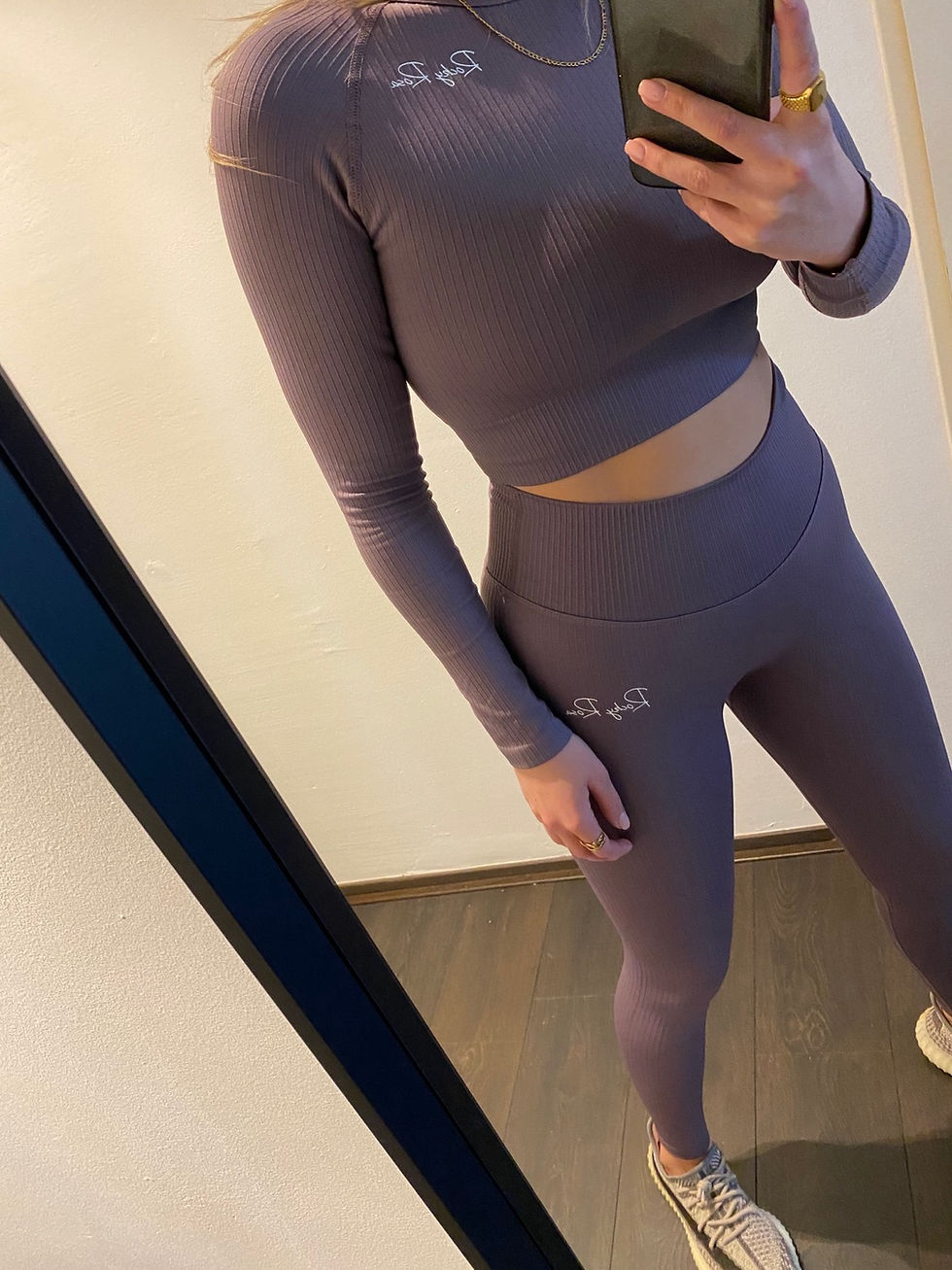 Thumbnail: ROCKY ROSA LONGSLEEVE TOP - PURPLE