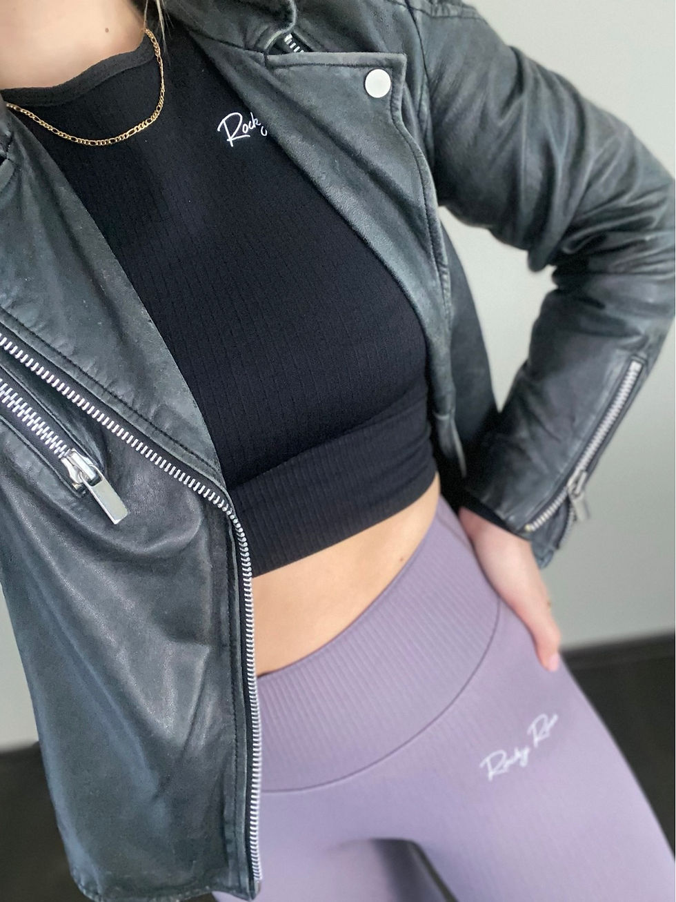 Thumbnail: ROCKY ROSA LONGSLEEVE TOP - BLACK