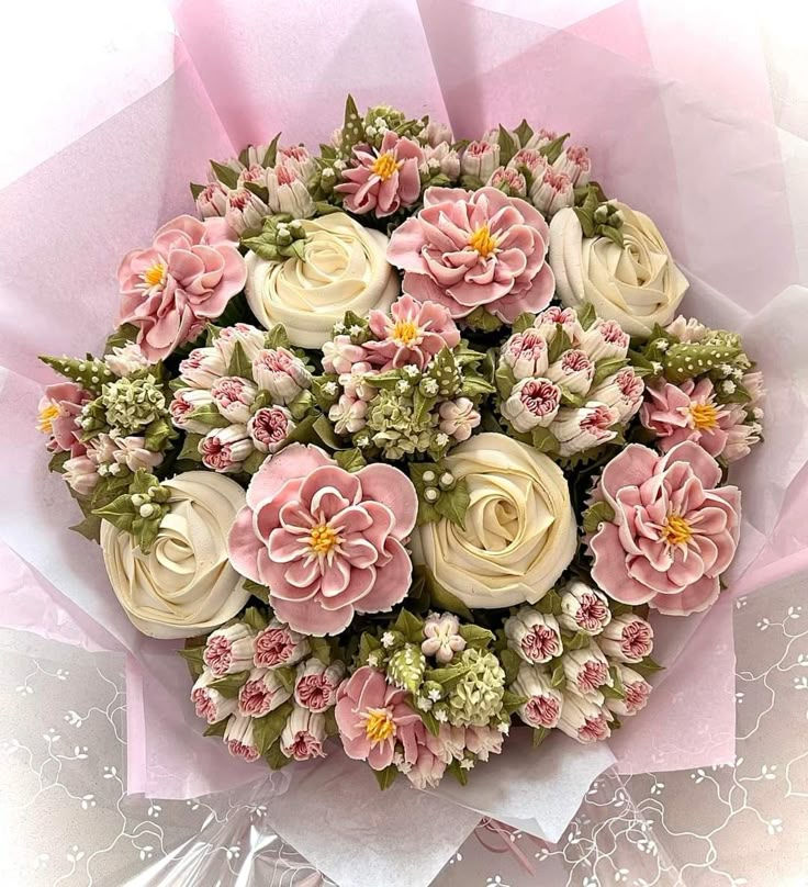 Thumbnail: Cupcake Bouquet with Buttercream Flowers