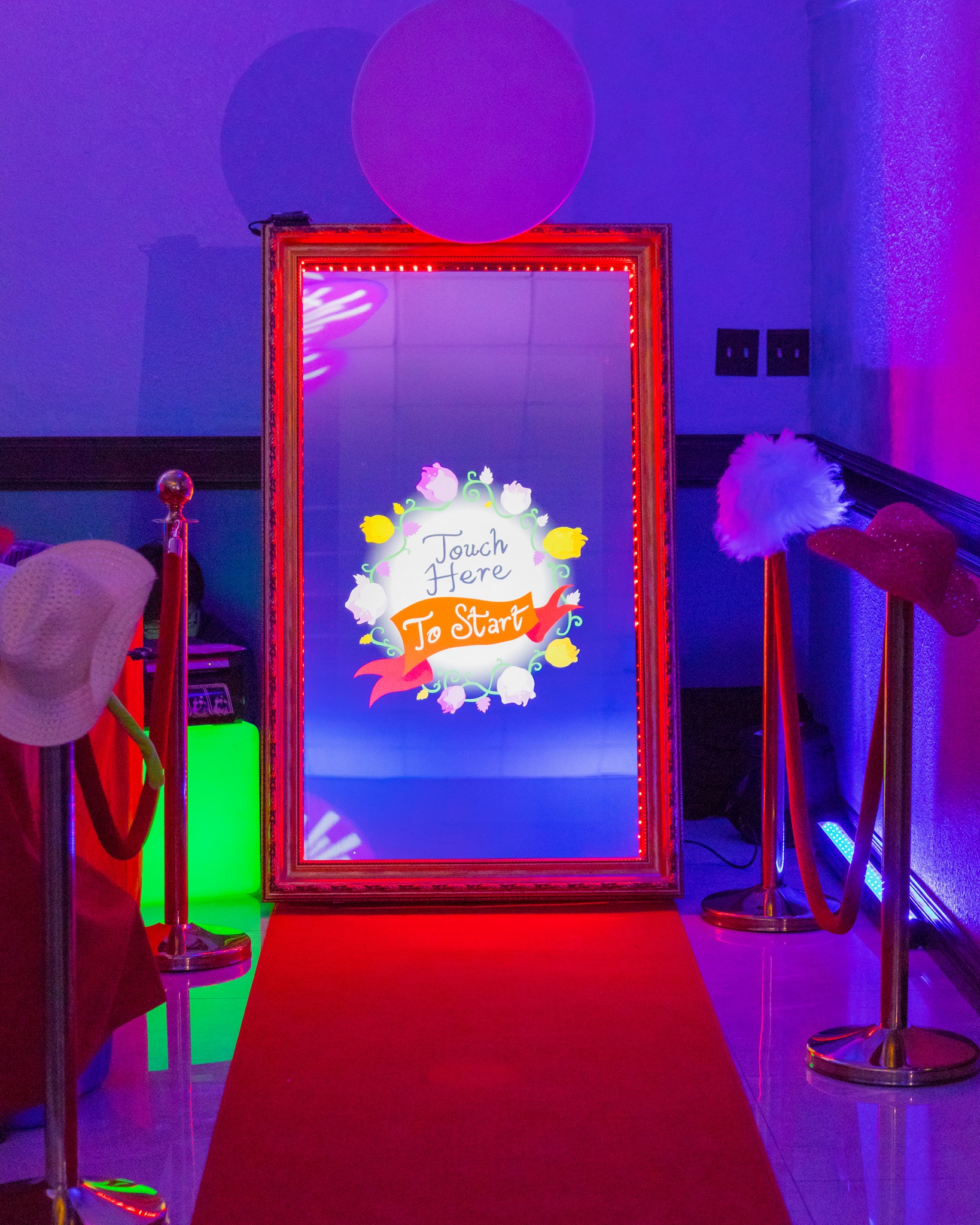Magic Mirror Booth