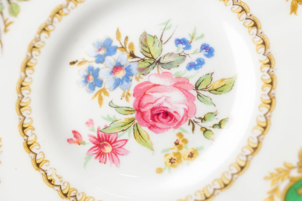 Tuscan "Windsor" Trio Type: Trio Year: 1950-1960 Set: No Mark: Tuscan - Tuscan fine enghlish bone china.