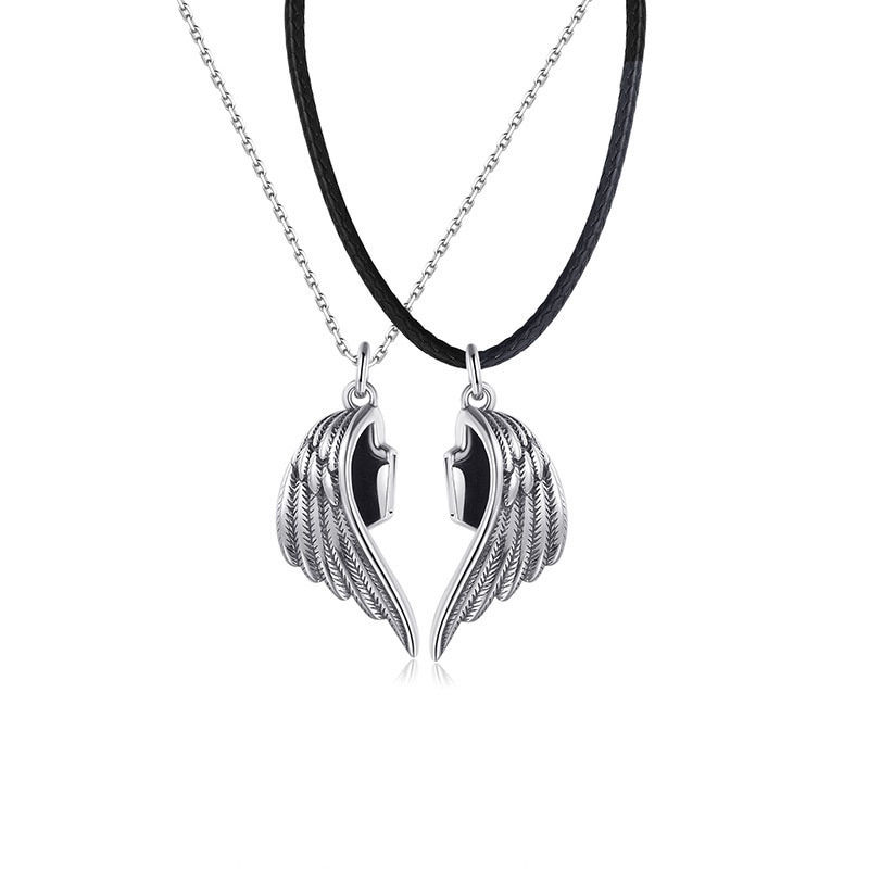 Thumbnail: Korean Fashion Magnetic Couple Necklace For Lovers Gothic Punk Heart Pendant Ne