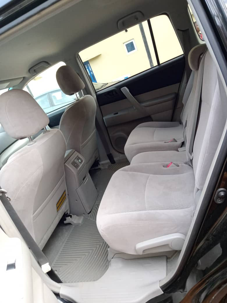 Thumbnail: 2010 Toyota Highlander