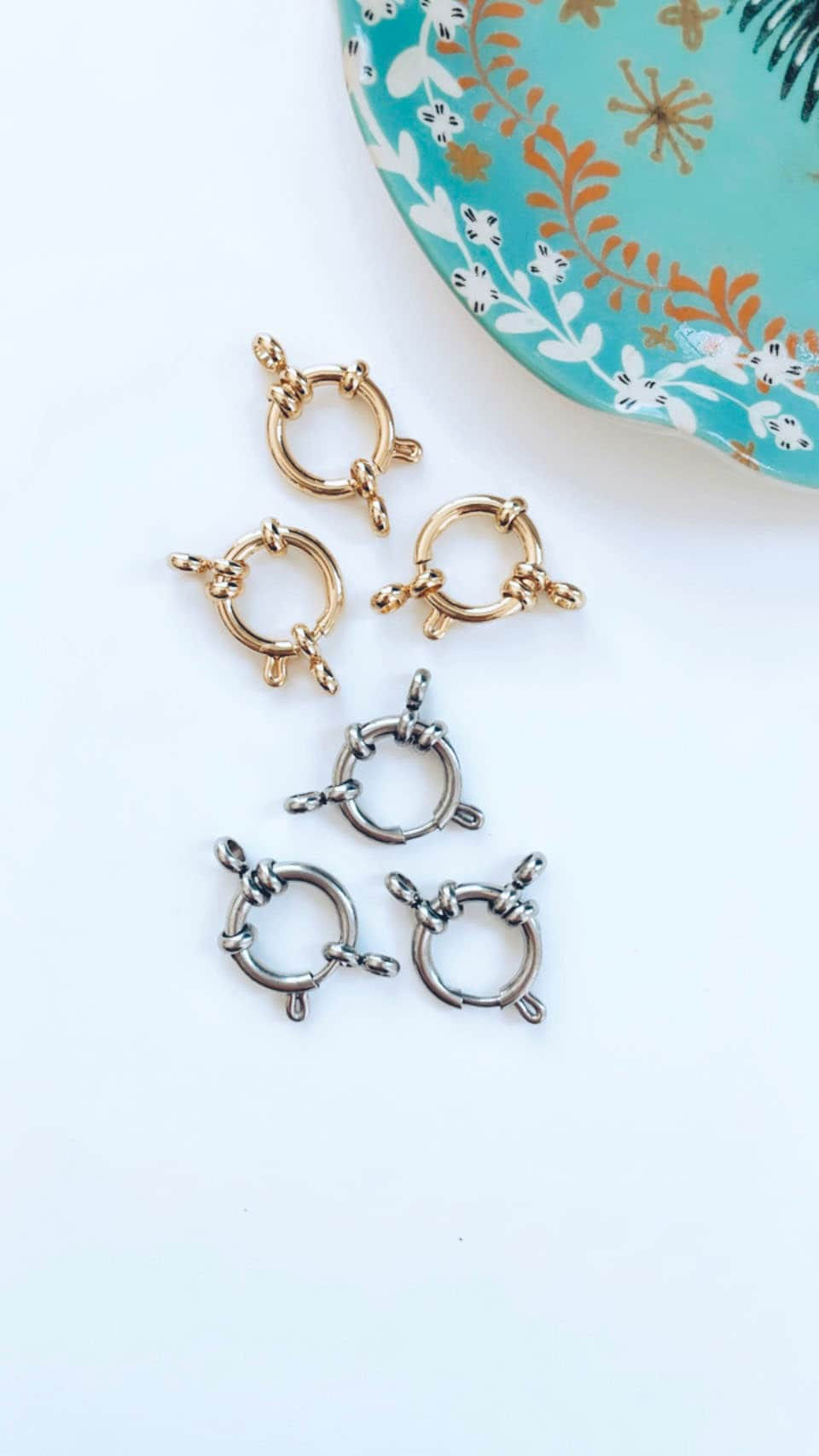 Thumbnail: Round Spring Buckle - Lobster Clasps in Gold and Silver - Hooks - Connectors ...