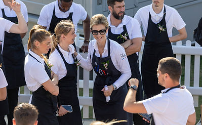 Art du service et attention du détail By Joy Traiteur Service haut de gamme Saint-Tropez