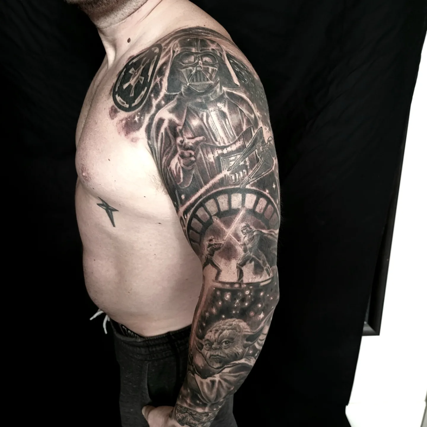 Full Star Wars sleeve with Darth Vader and other characters