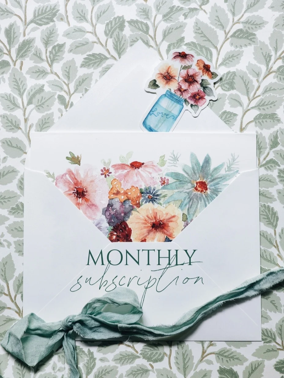 HAPPY MAIL MONTHLY SUBSCRIPTION
