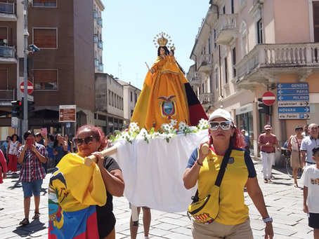 Ceffa si avvicina alla comunità ecuadoriana di Vigevano in vista delle elezioni 2026.