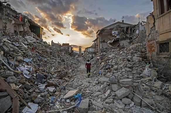 Amatrice attend Godot, dix ans après le tremblement de terre