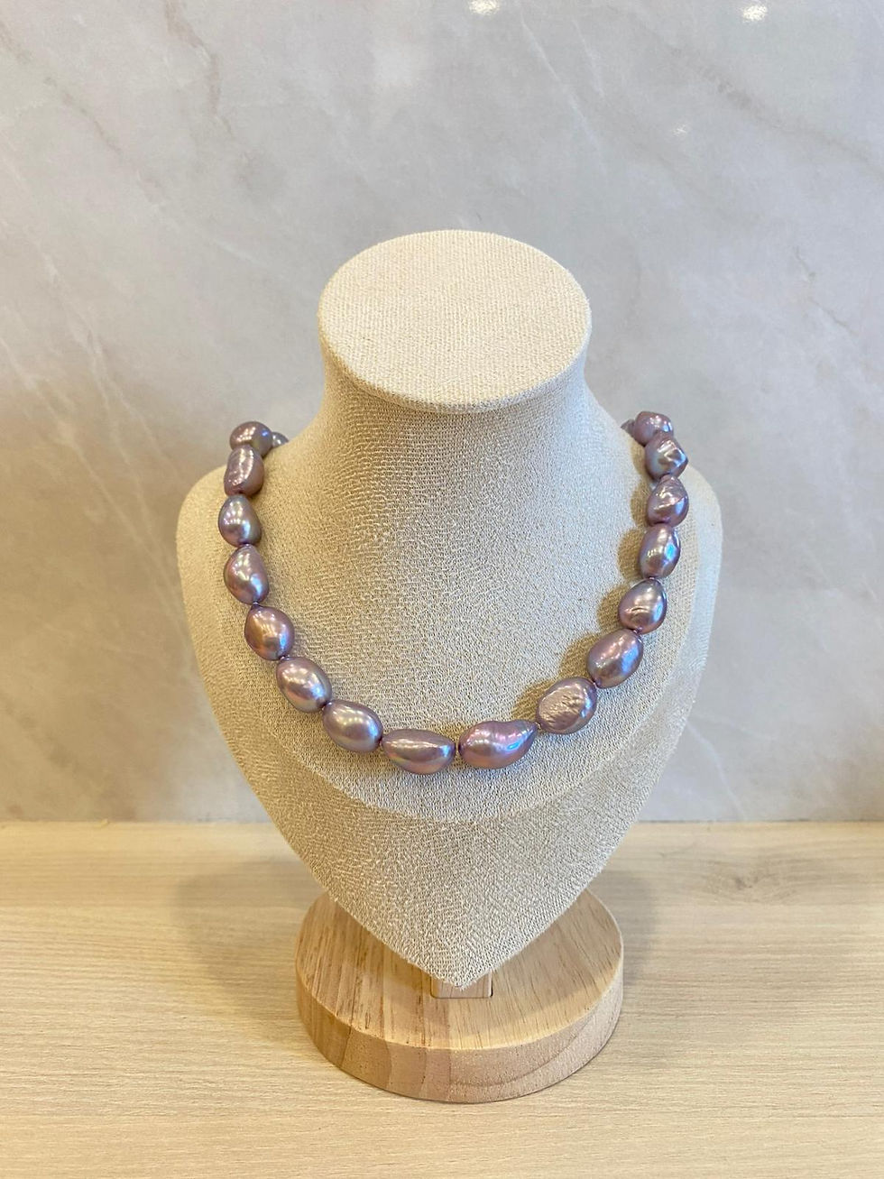 Thumbnail: TASAKI BAROQUE PEARL VIOLET IRIDESCENT STRAND