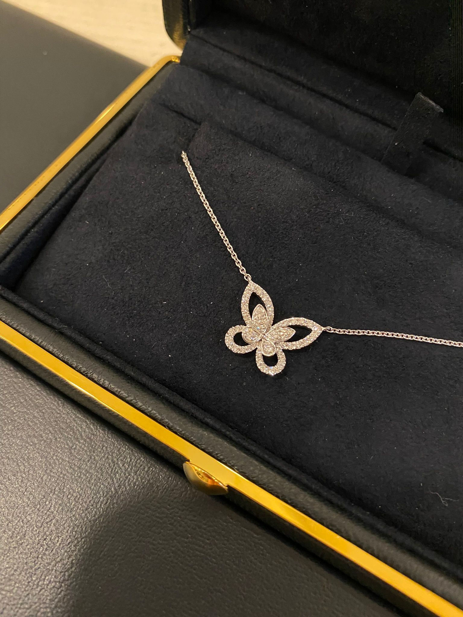 GRAFF BUTTERFLY 18K SOLID WHITE GOLD NECKLACE