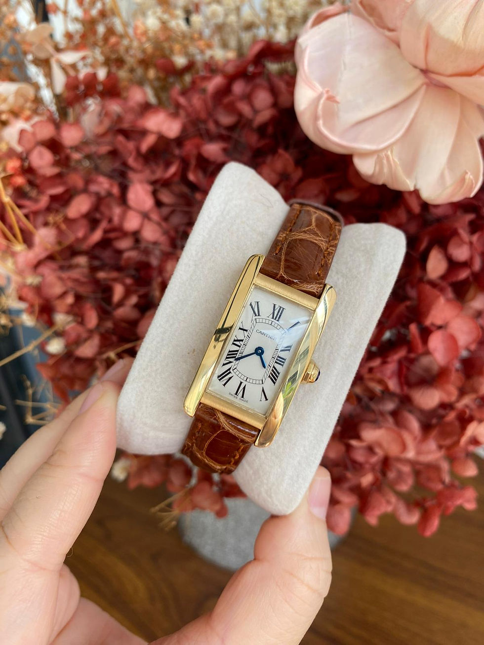 Thumbnail: CARTIER TANK AMERICAINE SM QUARTZ 18K SOLID GOLD