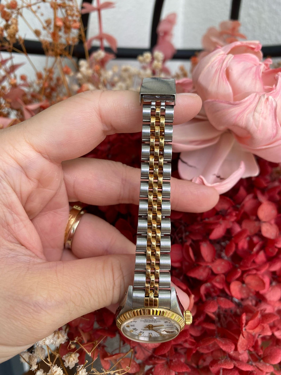 Thumbnail: ROLEX DATEJUST 26 TWO TONED VINTAGE DISCONTINUED