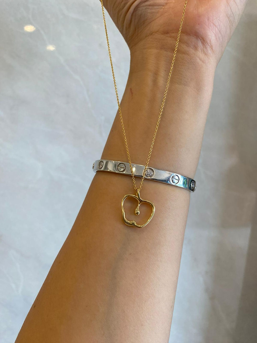 Thumbnail: TIFFANY & CO ELSA PERETTI 18K SOLID GOLD APPLE NECKLACE Rare
