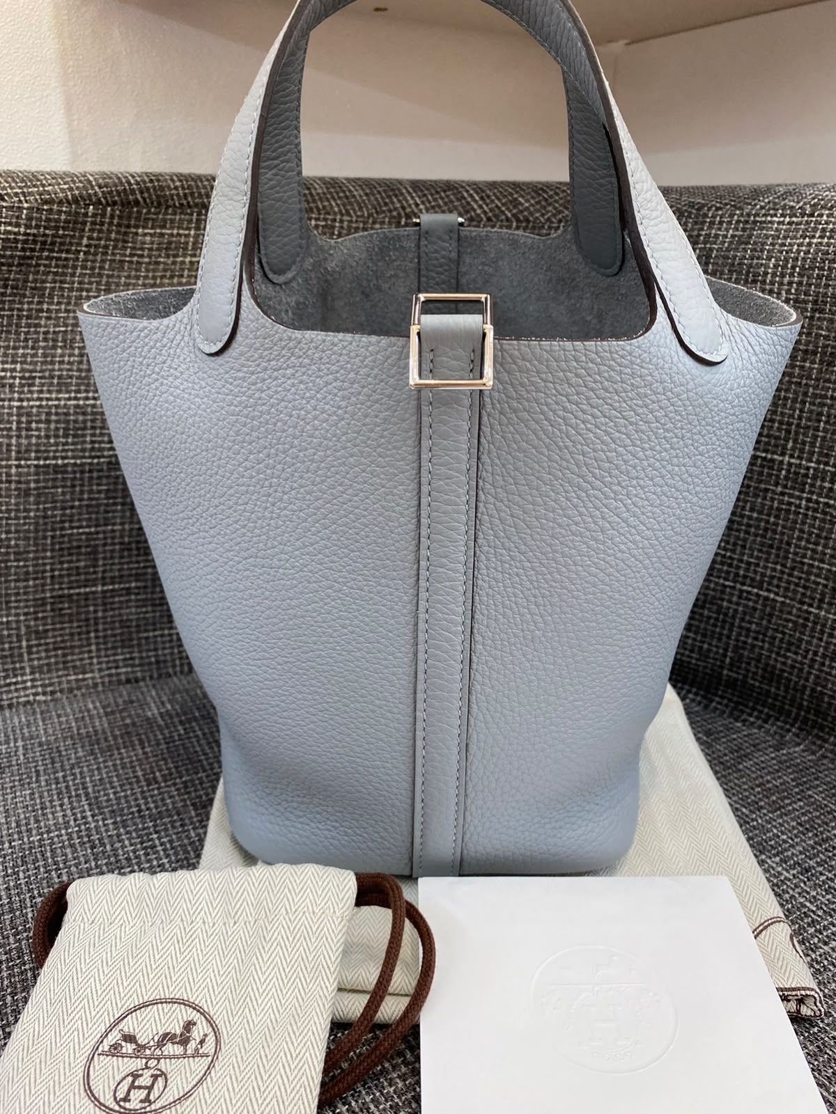 HERMES PICOTIN 18 CLEMENCE GRIS PANTIN PHW - G STAMP 2026