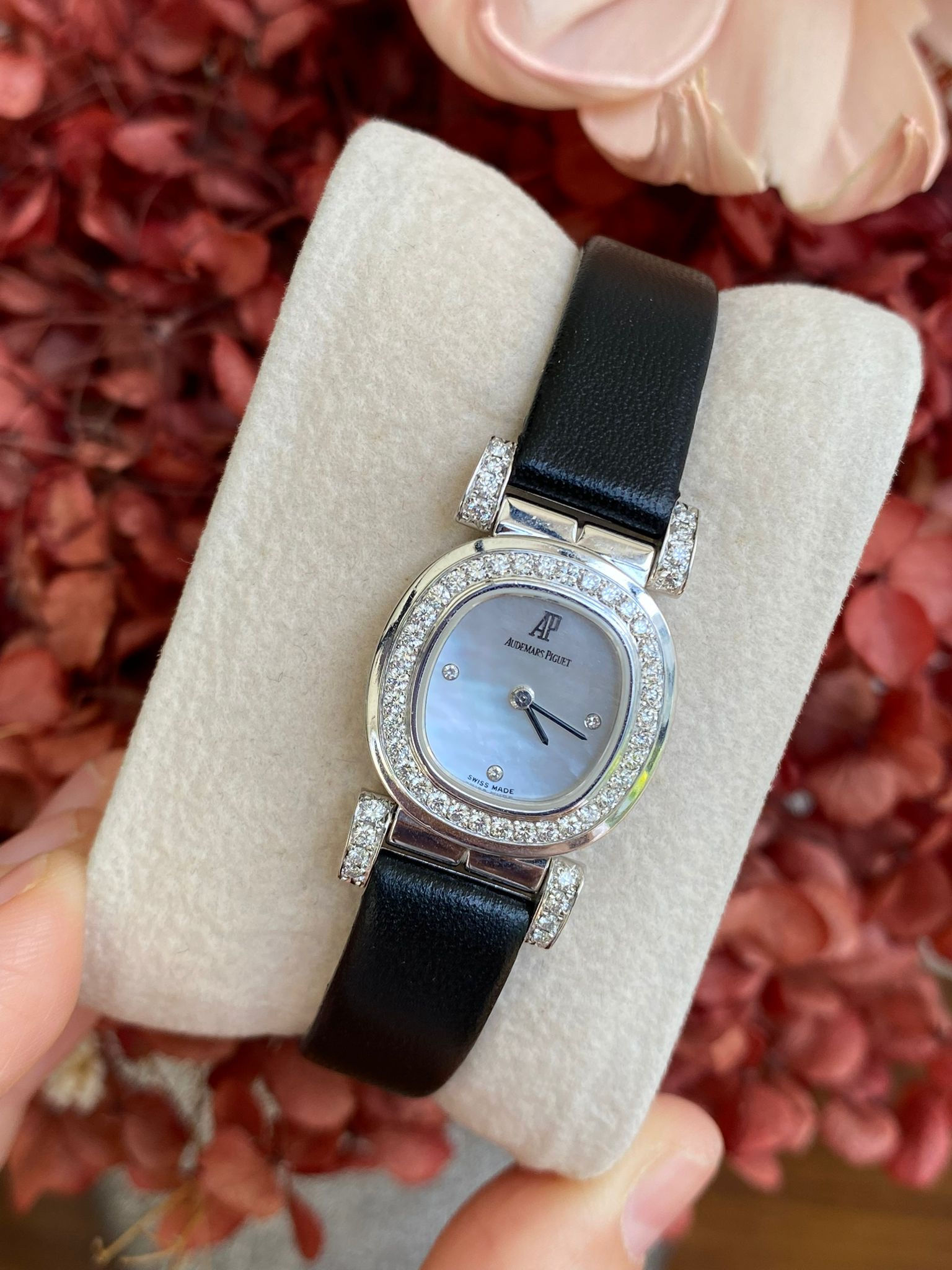 AUDEMARS PIGUET 18K SOLID WHITE GOLD DIAMOND PAVED JEWELLERY TIMEPIECE