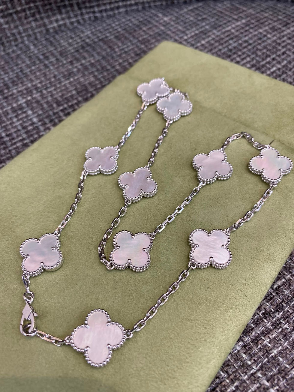 Thumbnail: VAN CLEEF & ARPELS VCA VINTAGE ALHAMBRA 10-MOTIF NECKLACE 18K WHITE GOLD MOP